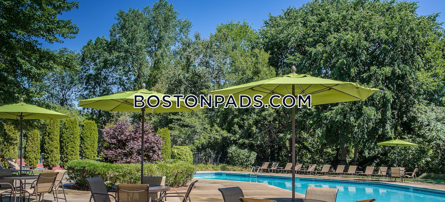 Eaves Peabody  Photo 2