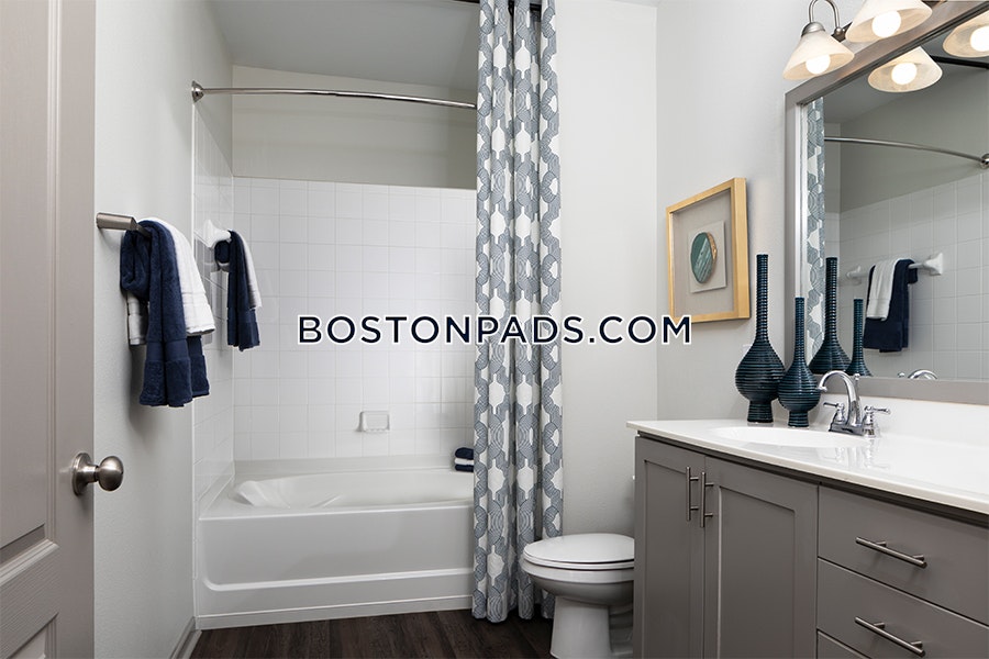 Highlands at Dearborn Apartments  Photo 8