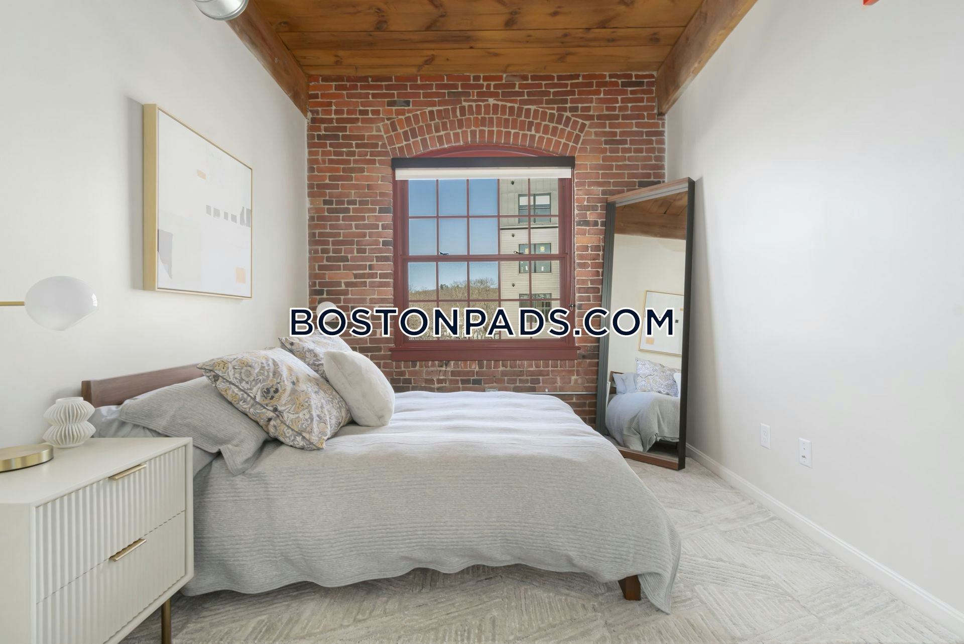 The Artemis at Arlington Heights  Photo 6