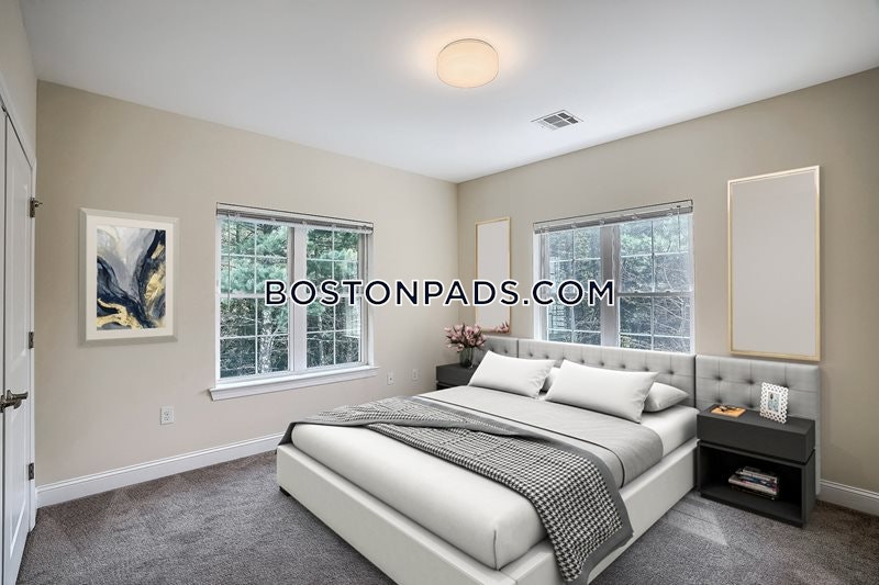 Aspen Regency Photo 8