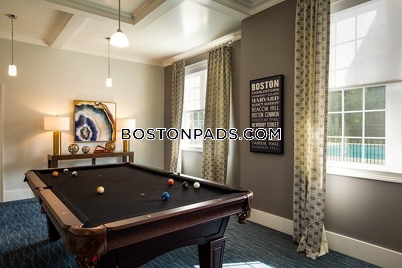 Aspen Regency Photo 1