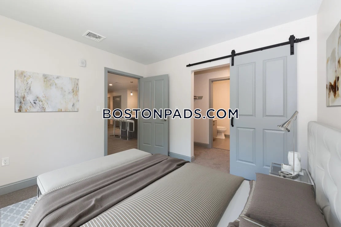 735 Truman Apartments Photo 15