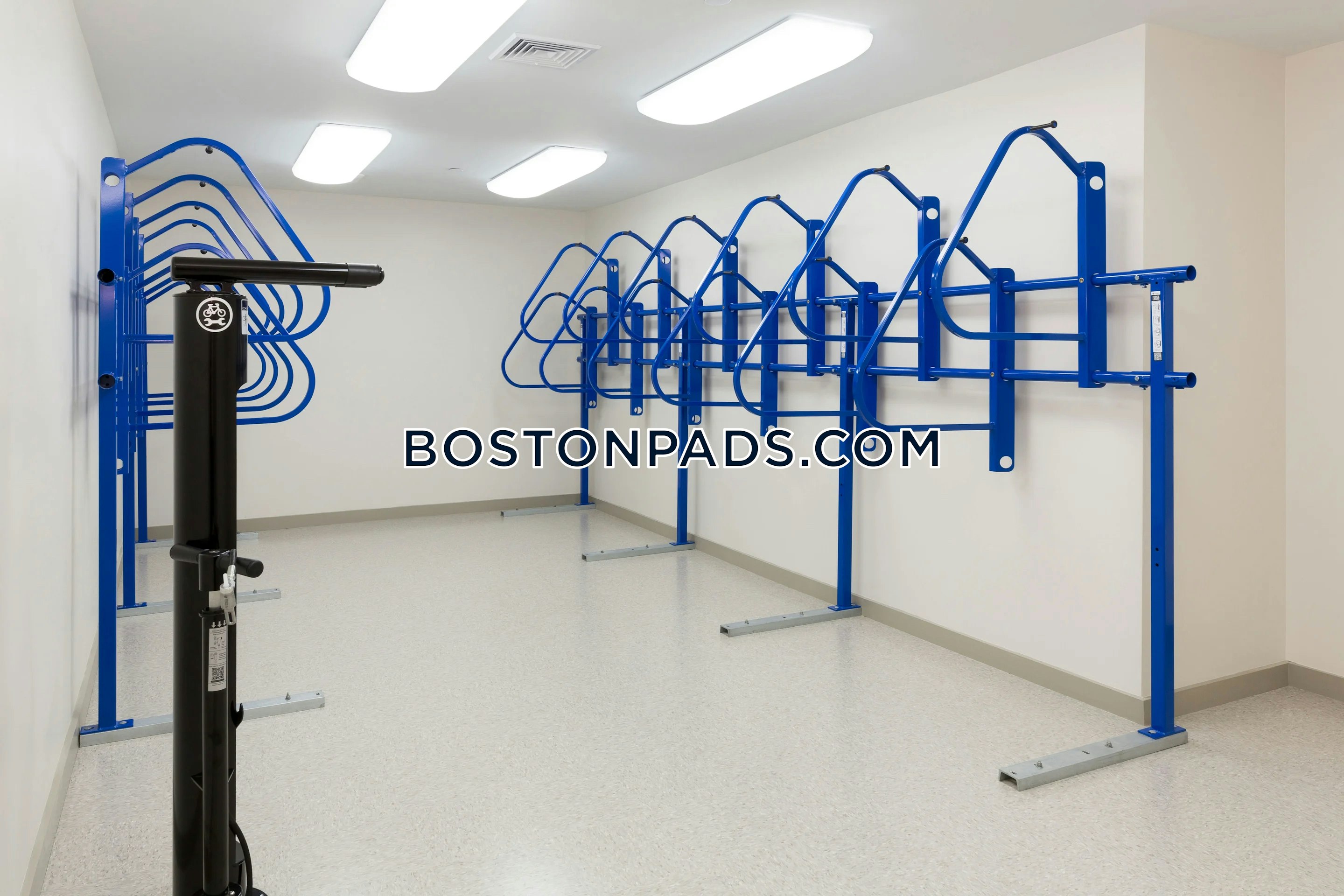 735 Truman Apartments Photo 14