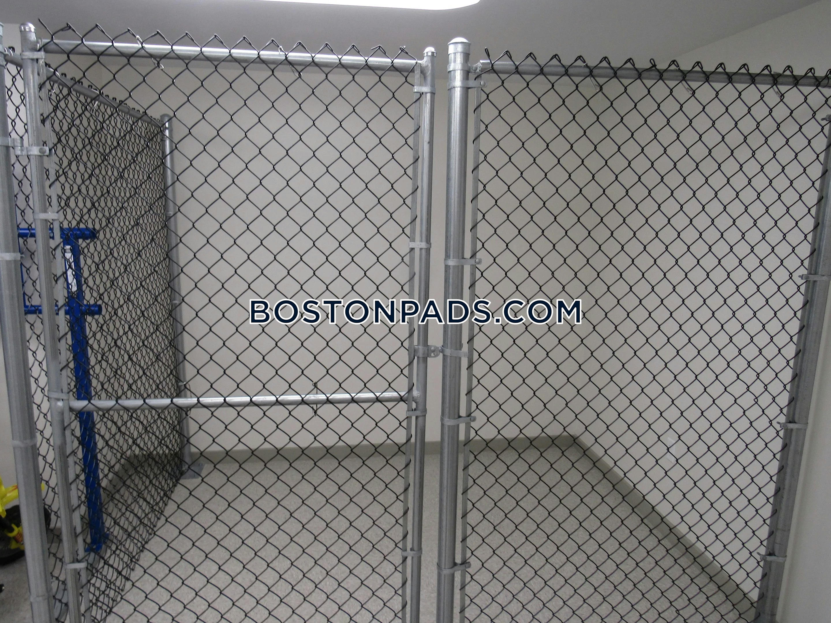 735 Truman Apartments Photo 18