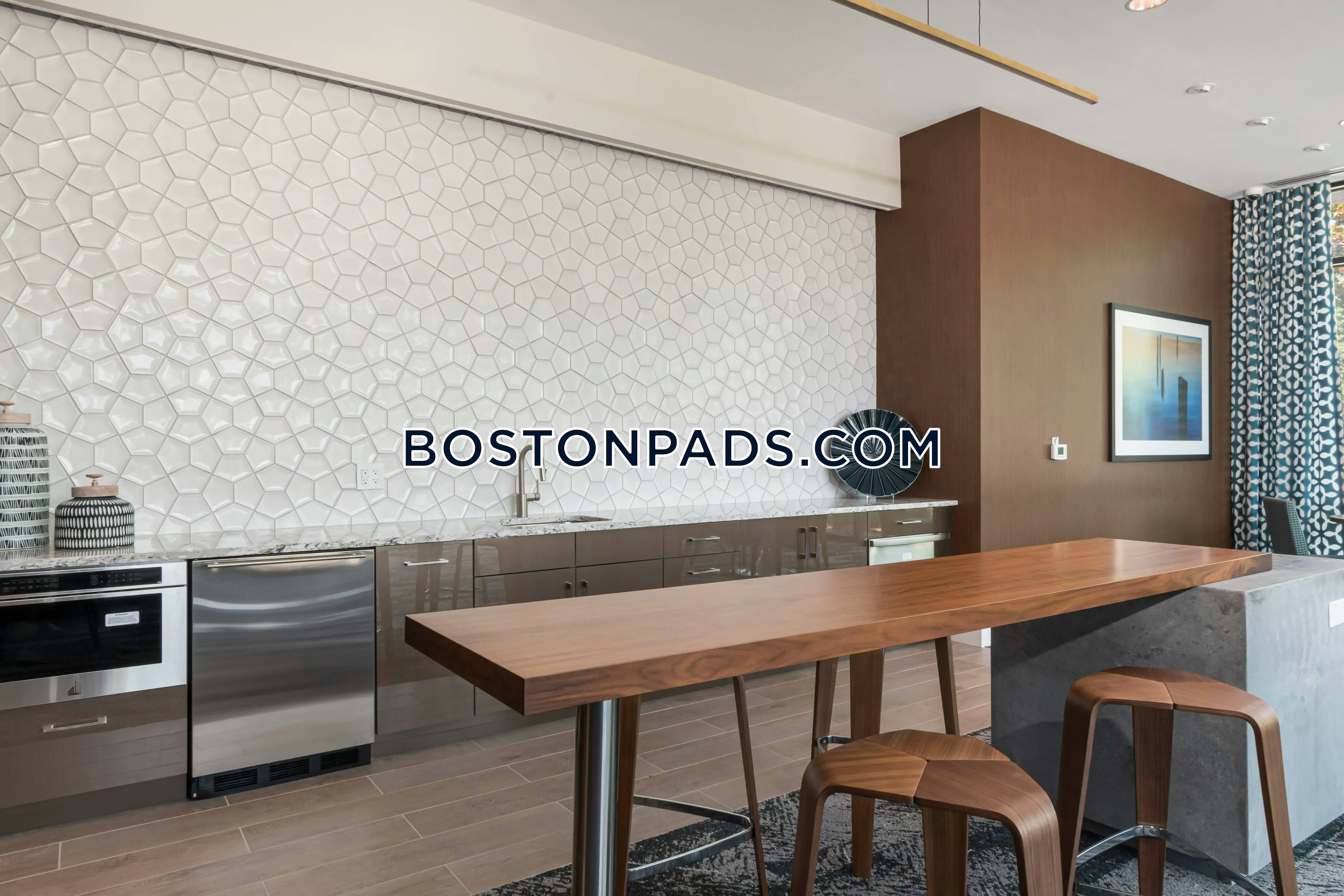 Breakwater North Harbor Photo 19