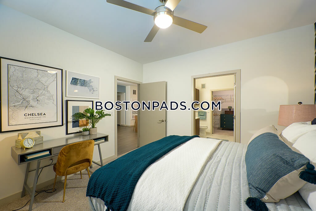 V2 Apartments Photo 17