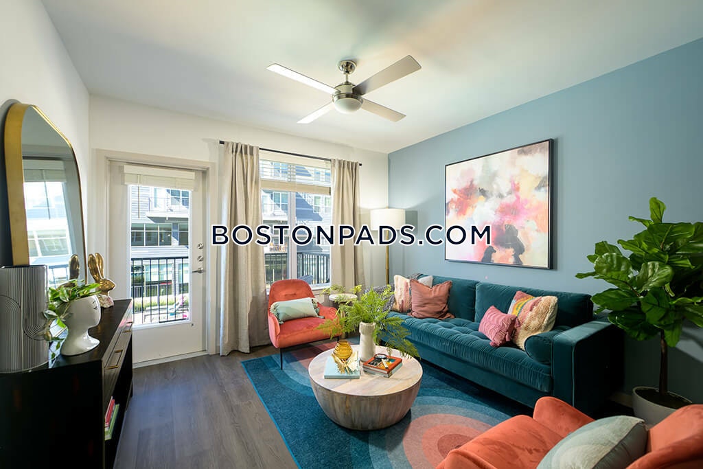 V2 Apartments Photo 14