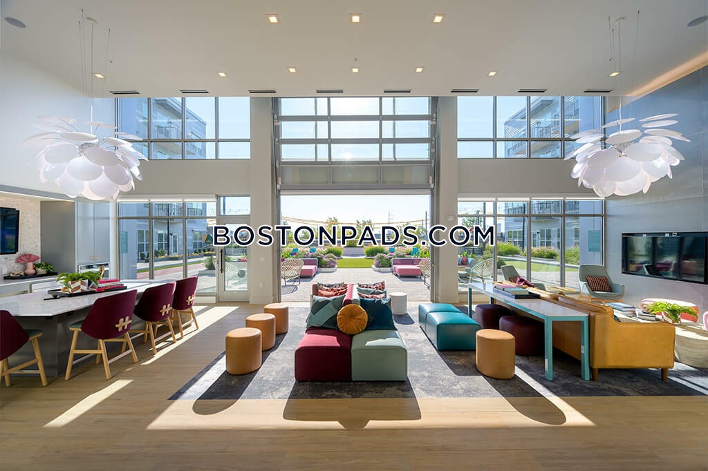 V2 Apartments Photo 2