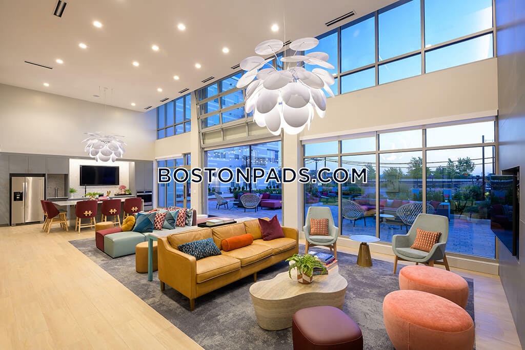 V2 Apartments Photo 25