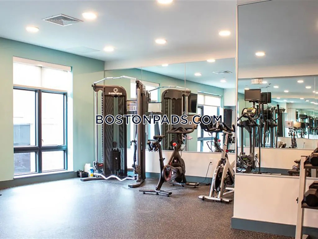 Holmes Beverly Photo 2