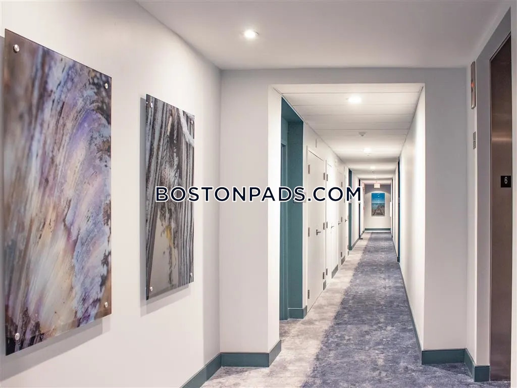 Holmes Beverly Photo 39