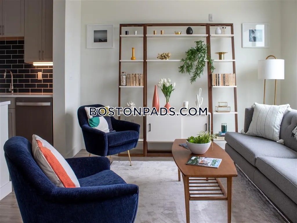 Holmes Beverly Photo 27