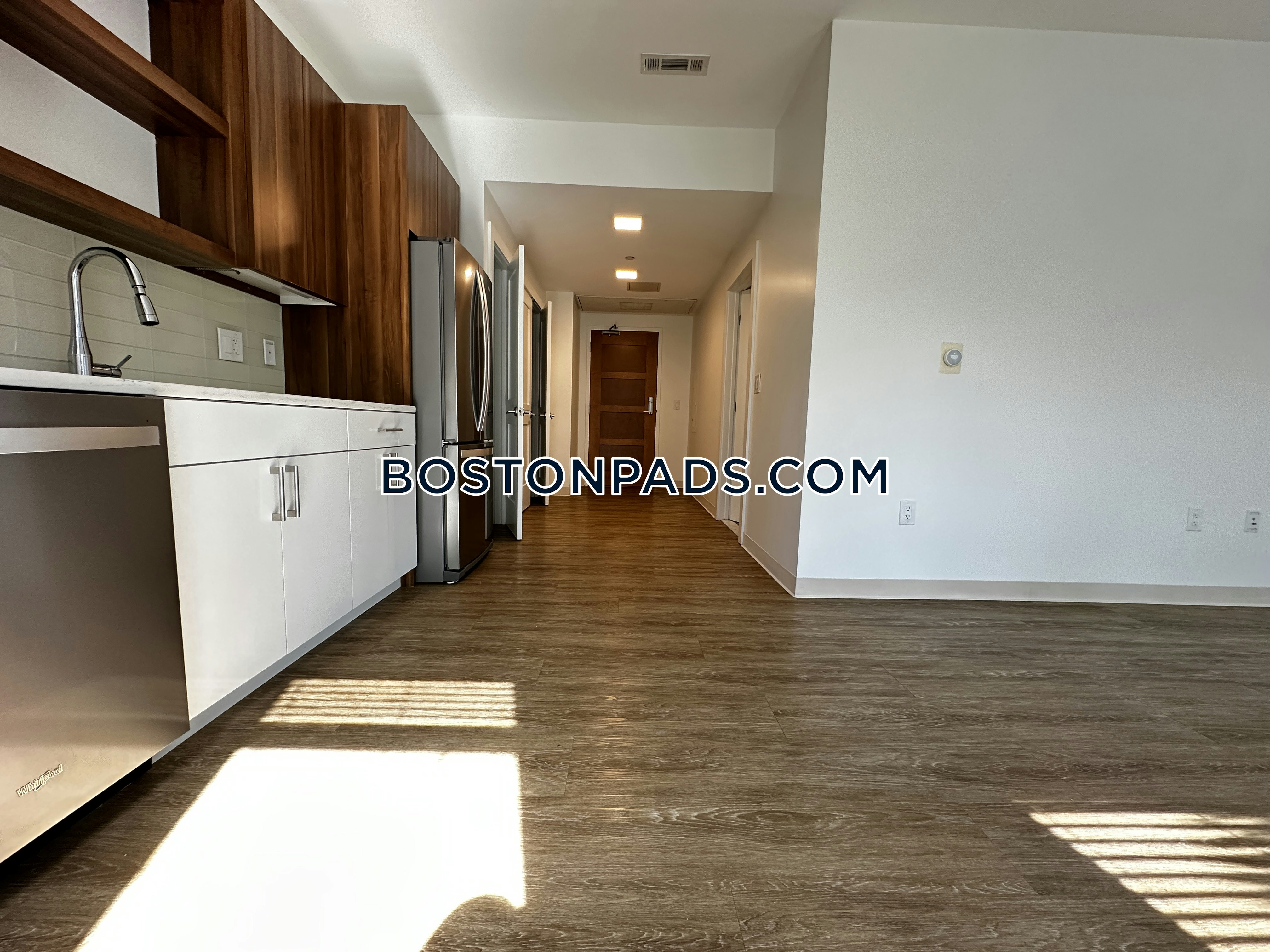 Radius Apartments Photo 42