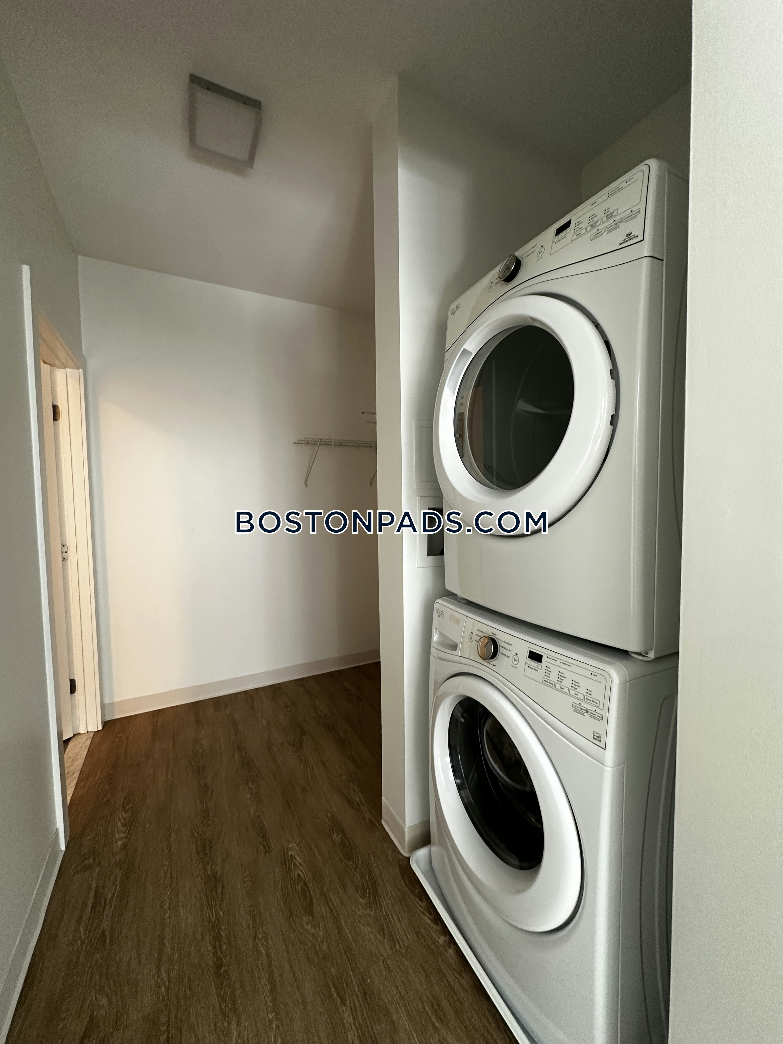 Radius Apartments Photo 41