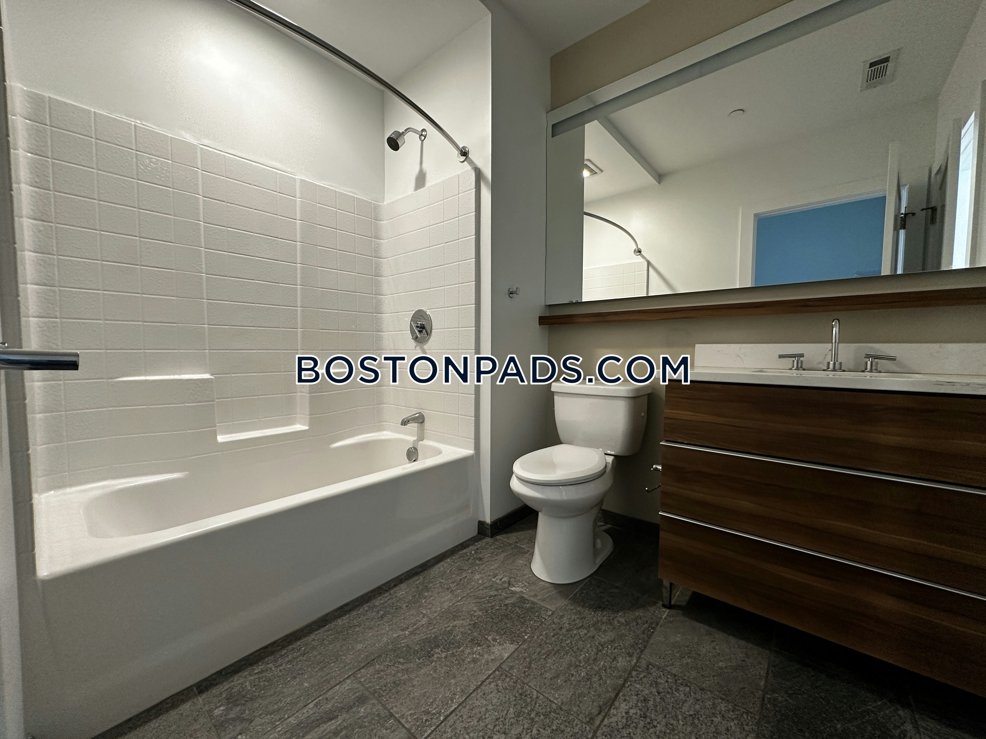 Radius Apartments Photo 70