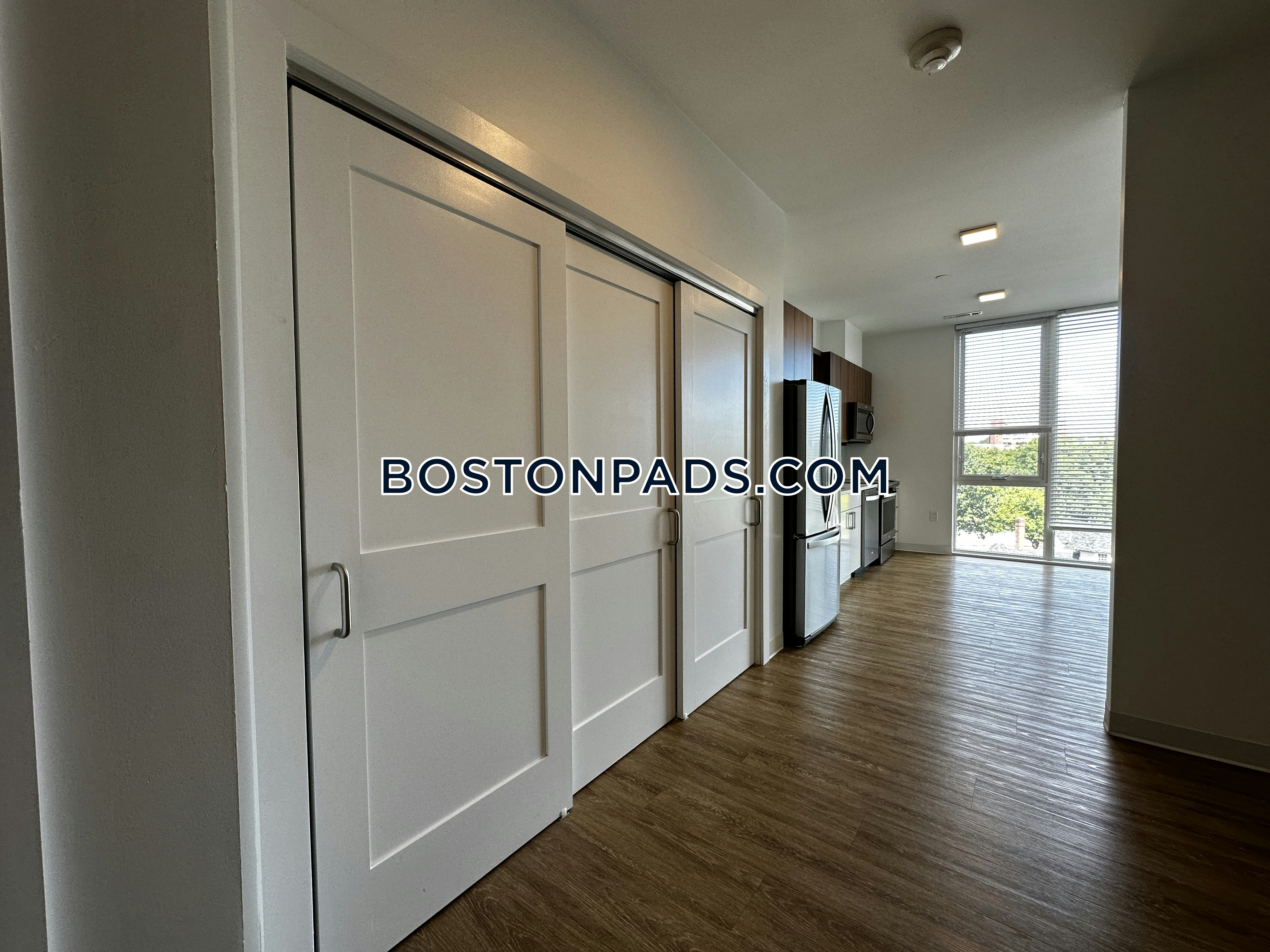 Radius Apartments Photo 55