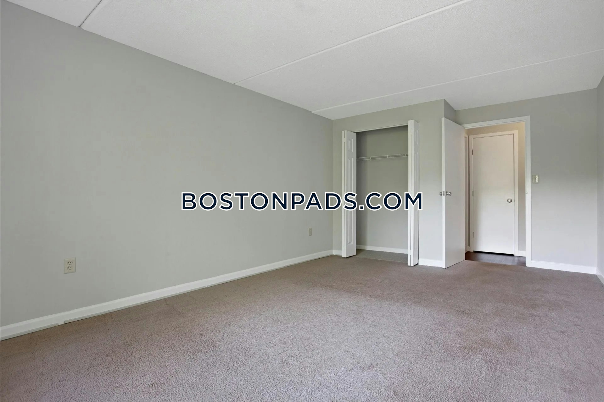 Andover Place Photo 26