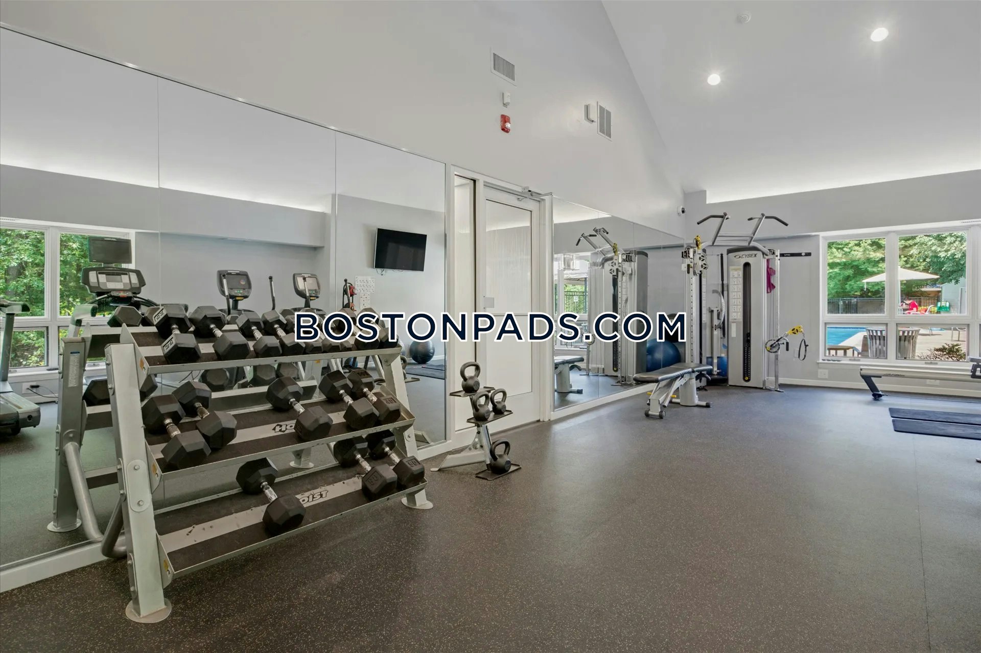 Andover Place Photo 4