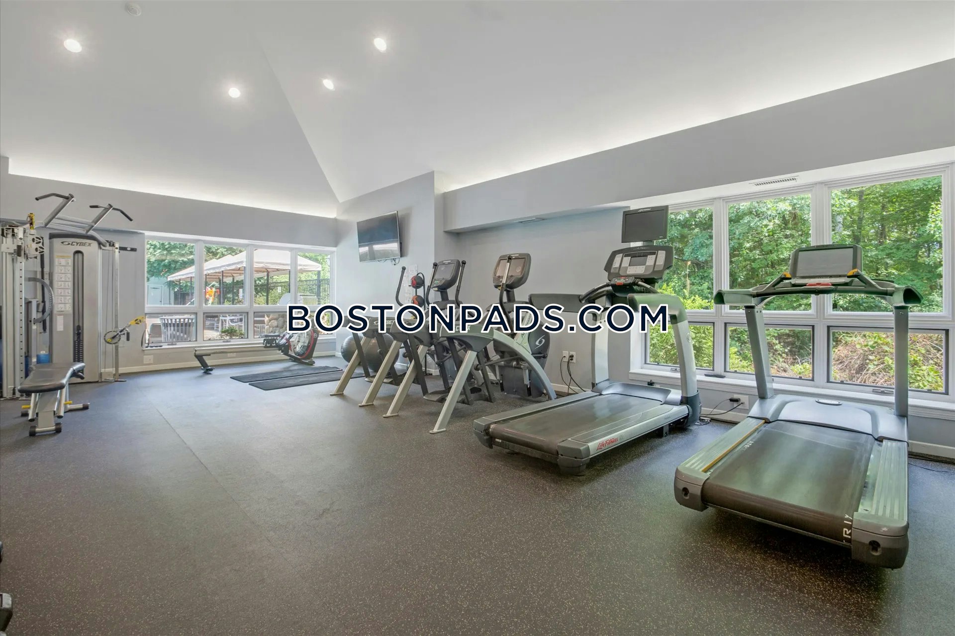 Andover Place Photo 22