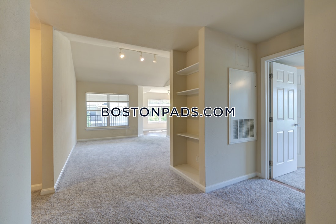 The Residences at Little River Photo 23