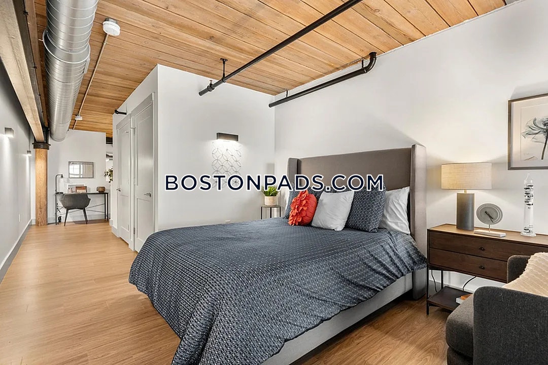 Riverwalk Lofts Photo 38