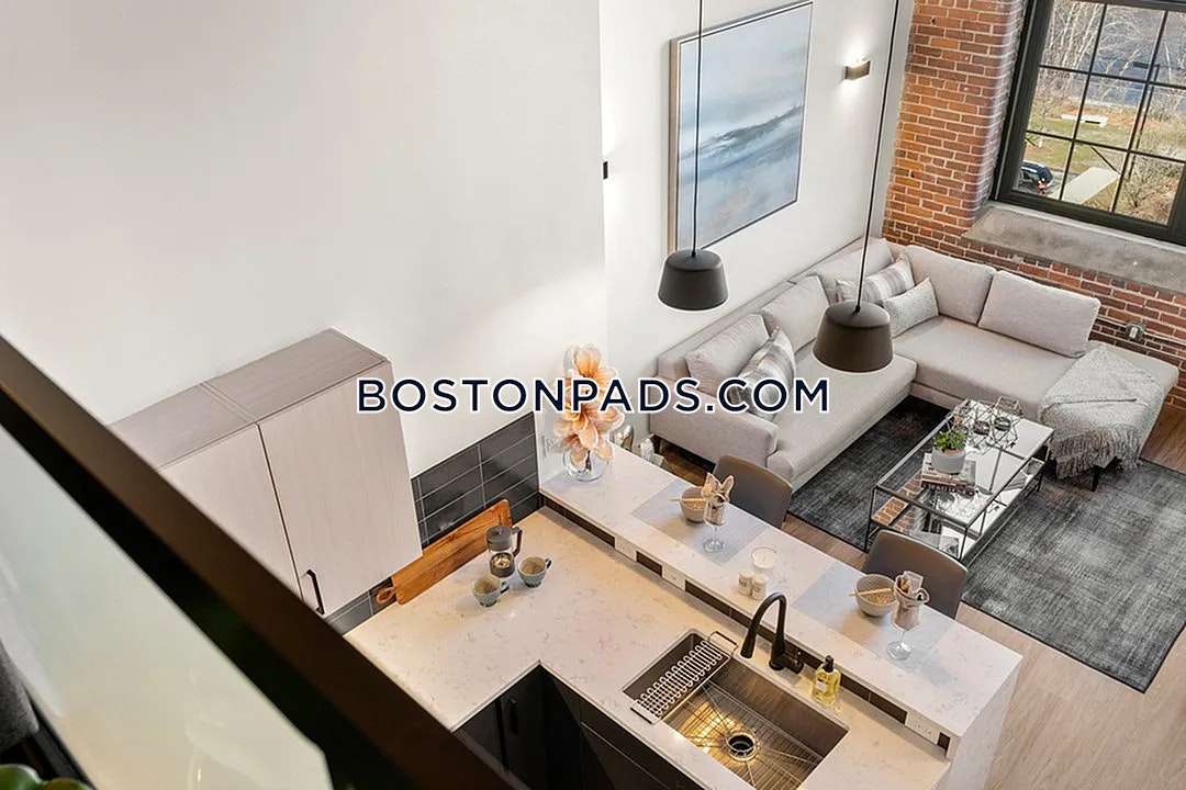 Riverwalk Lofts Photo 32