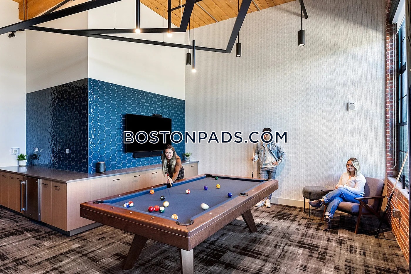 Riverwalk Lofts Photo 2