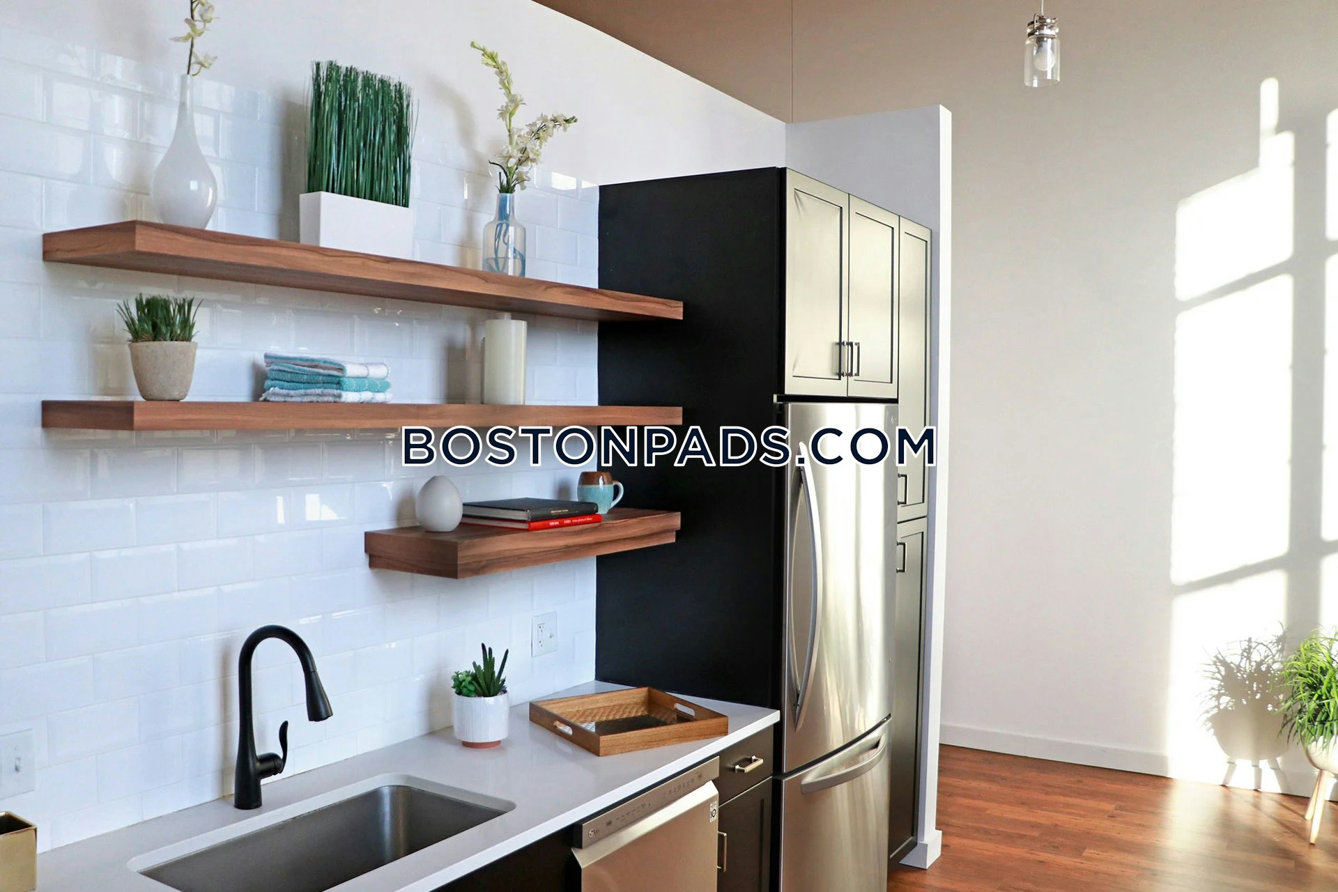 Riverwalk Apartments Photo 13