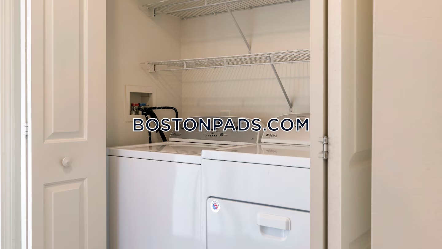 Avalon at The Pinehills Photo 10