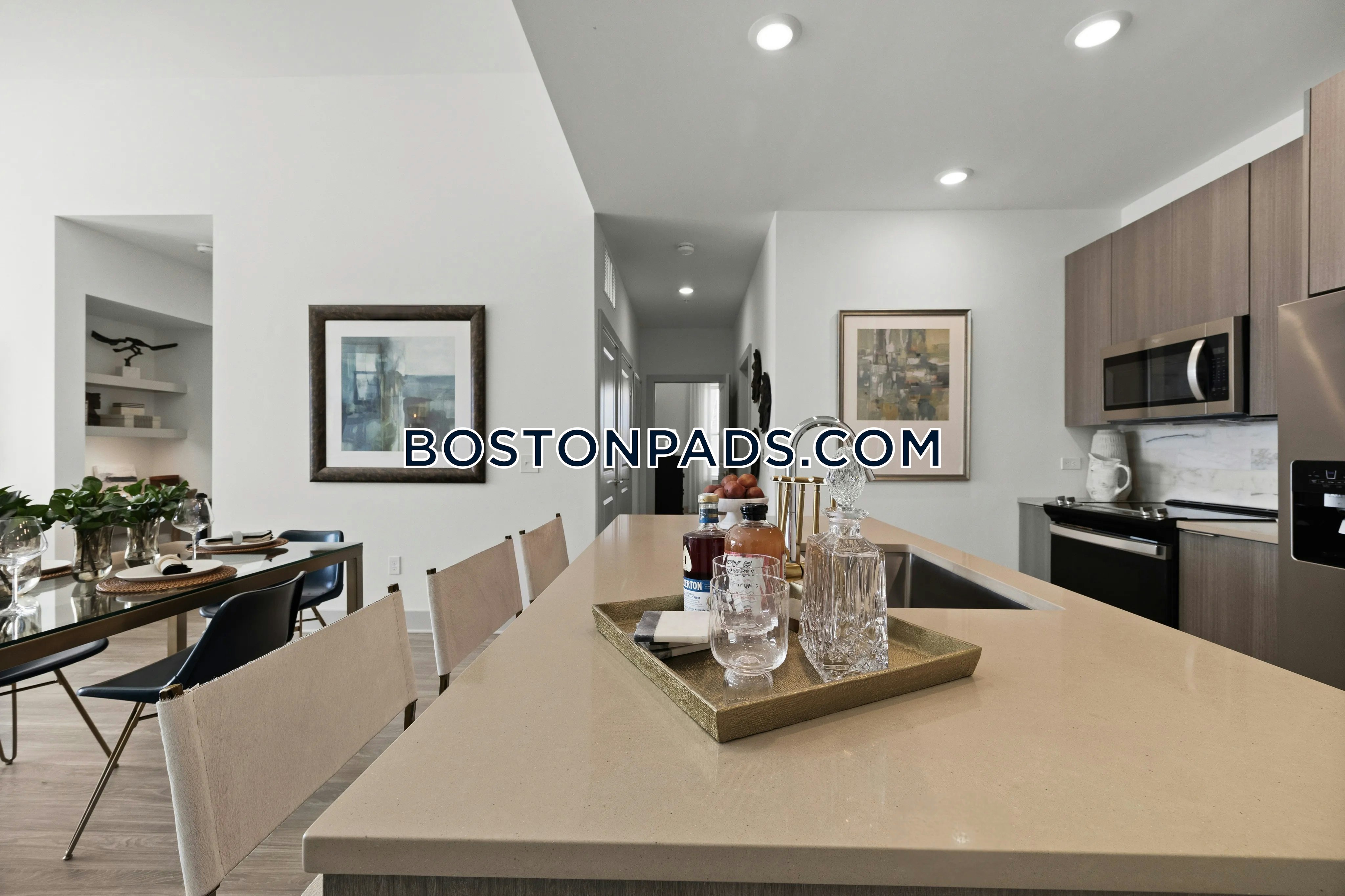 Hanover Hyannis Photo 16