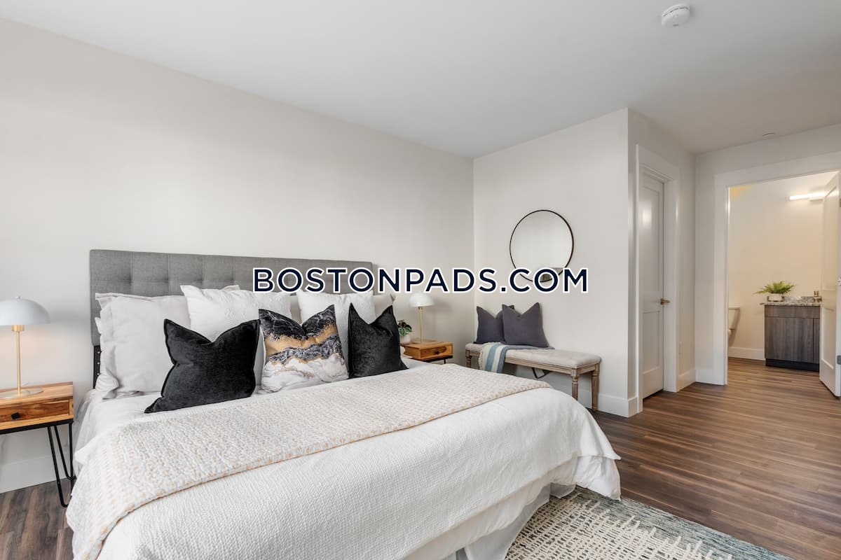 Residence at 850 Photo 1