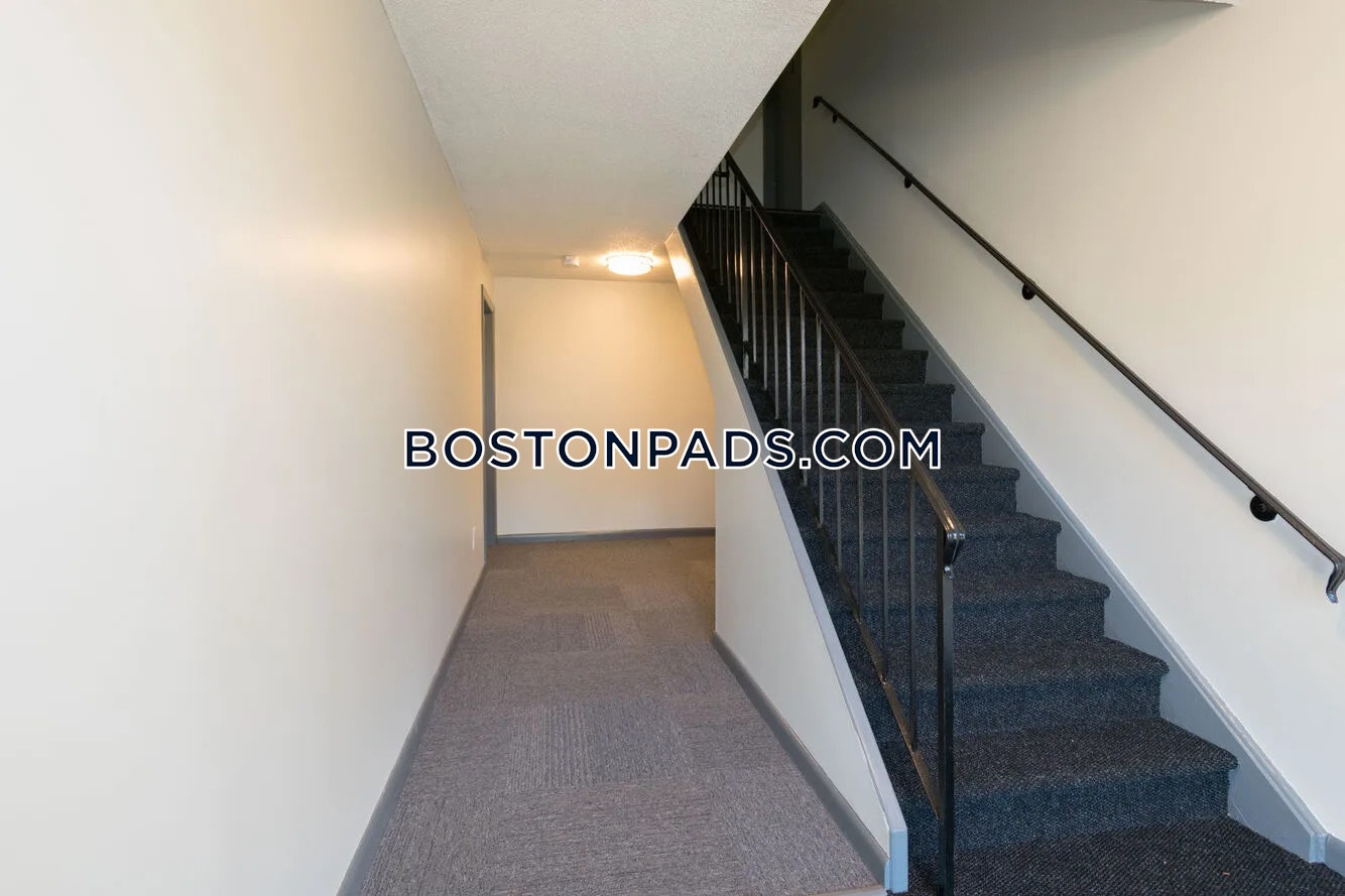 South Winds Photo 27