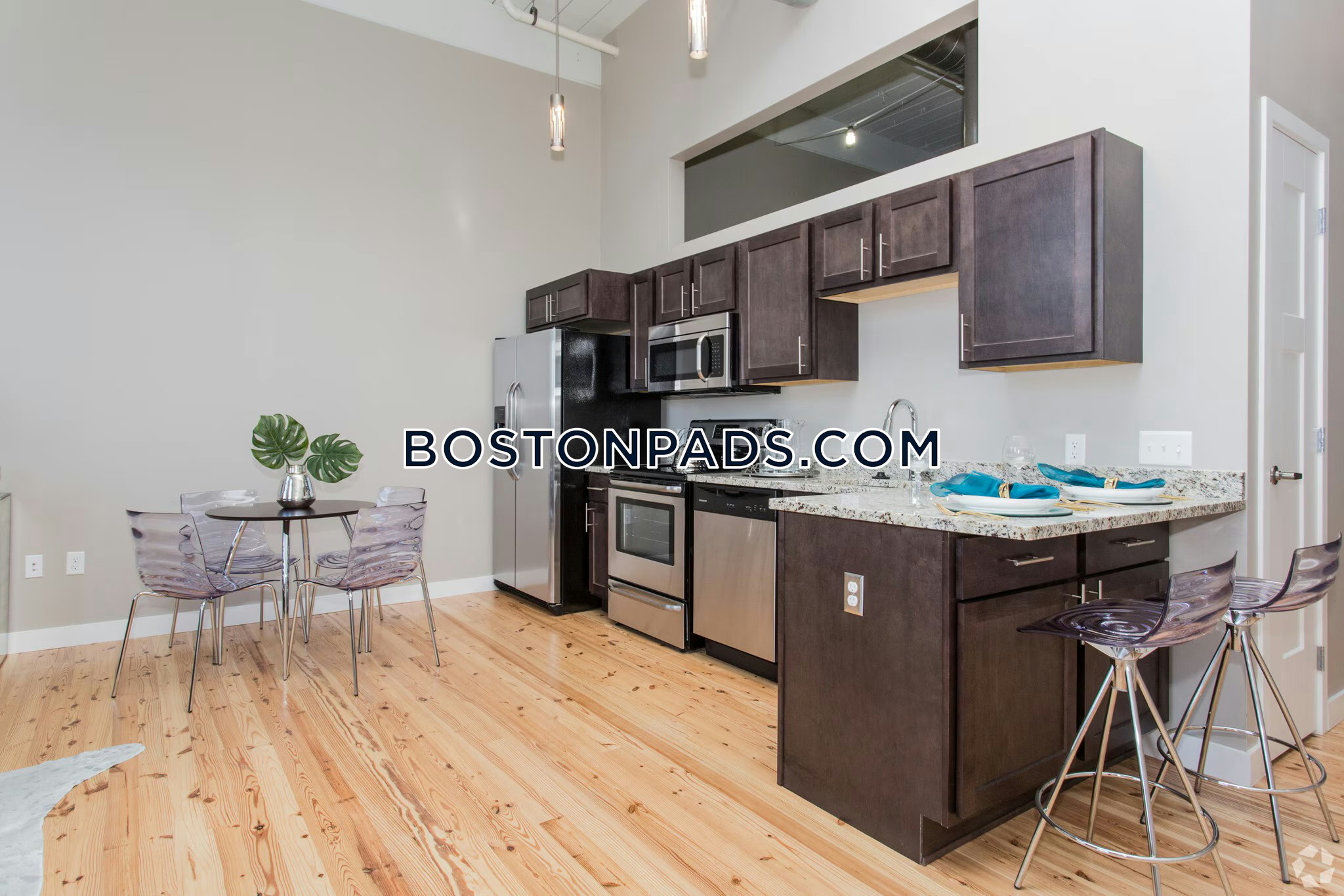 Commonwealth Landing Lofts Photo 17