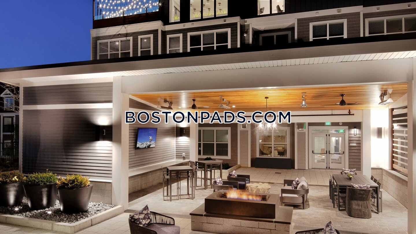 Avalon Residences at the Hingham Shipyard Photo 21