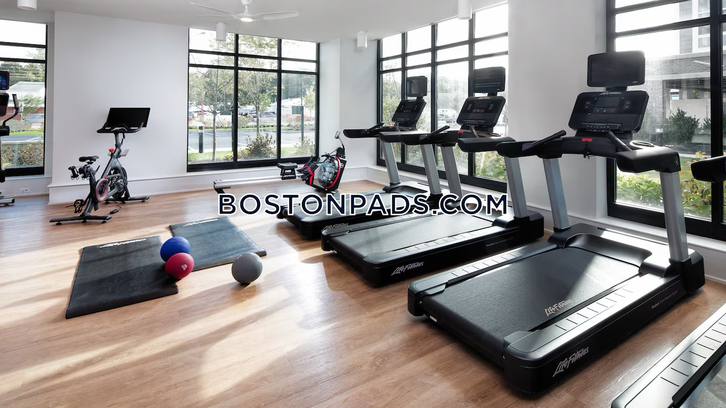 Avalon Residences at the Hingham Shipyard Photo 4