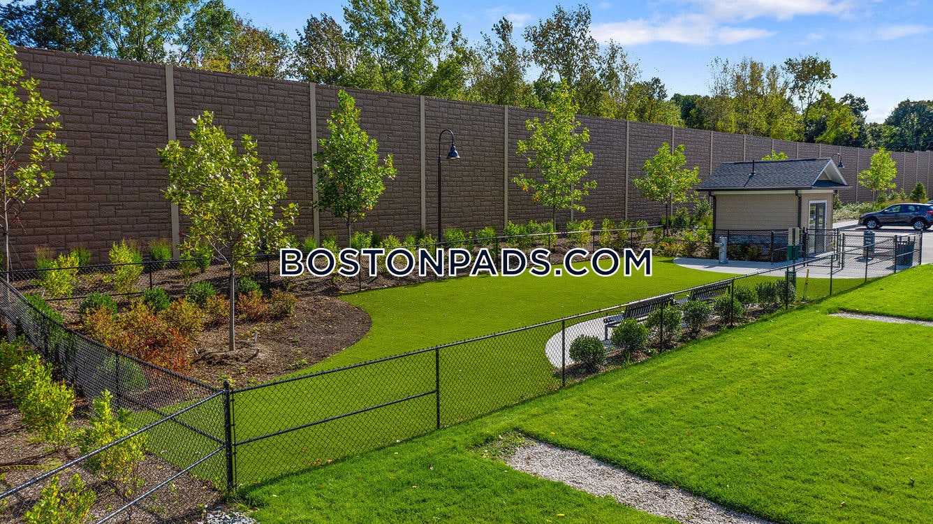 Station 117 Photo 39