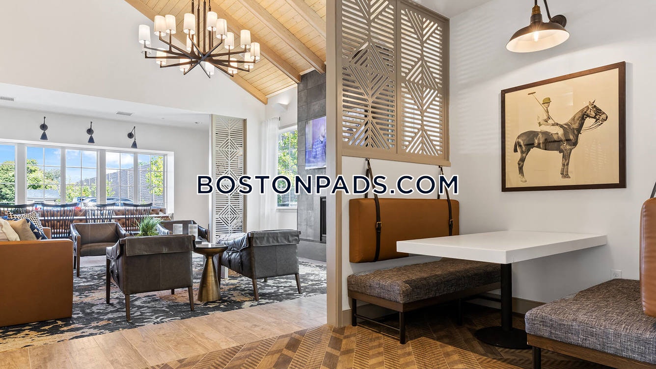 Station 117 Photo 13