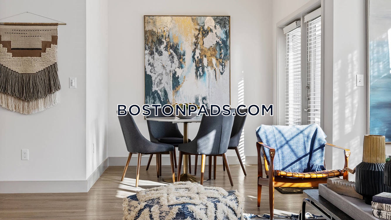 Station 117 Photo 26