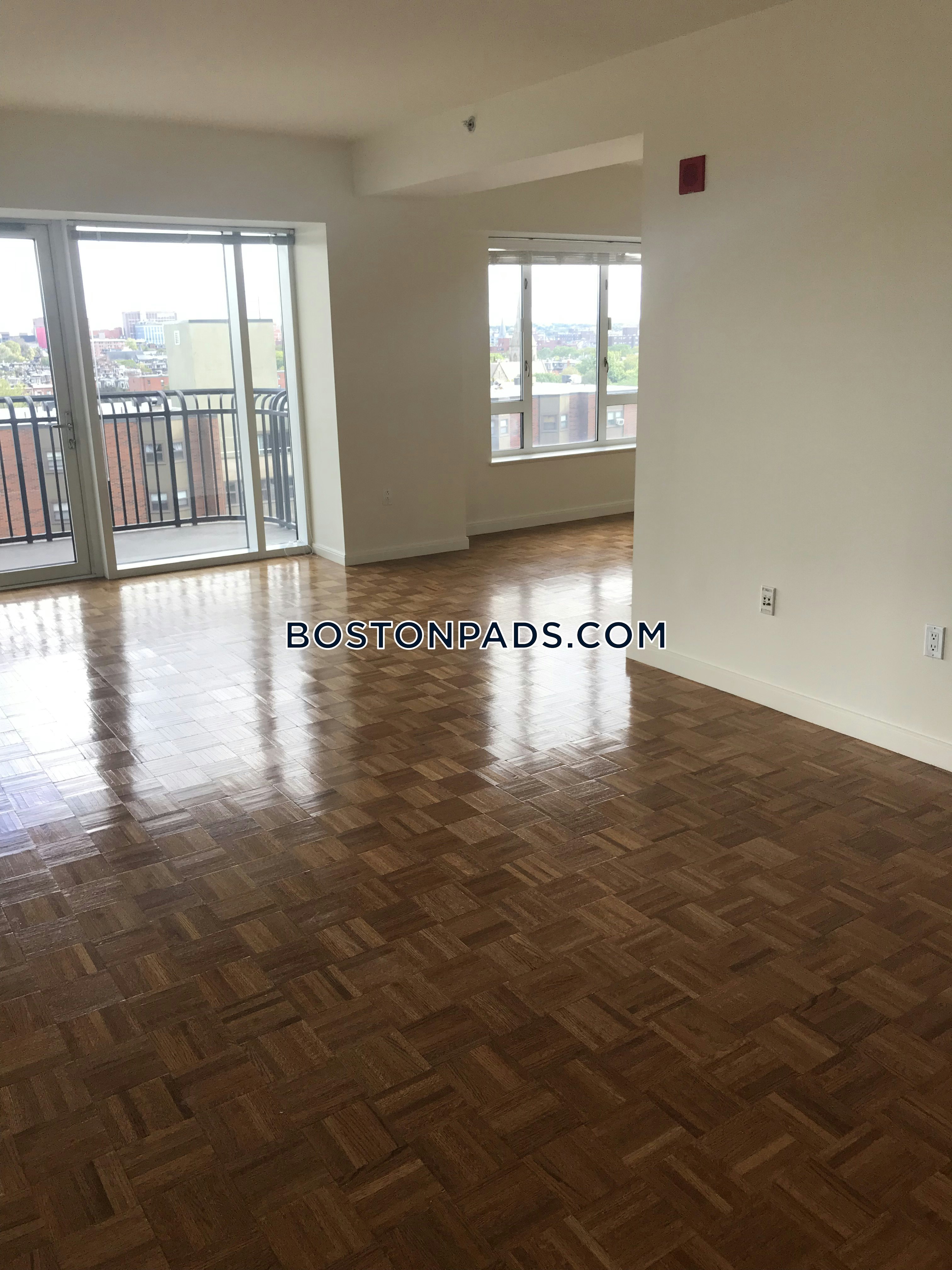 Colonnade Residences Photo 61