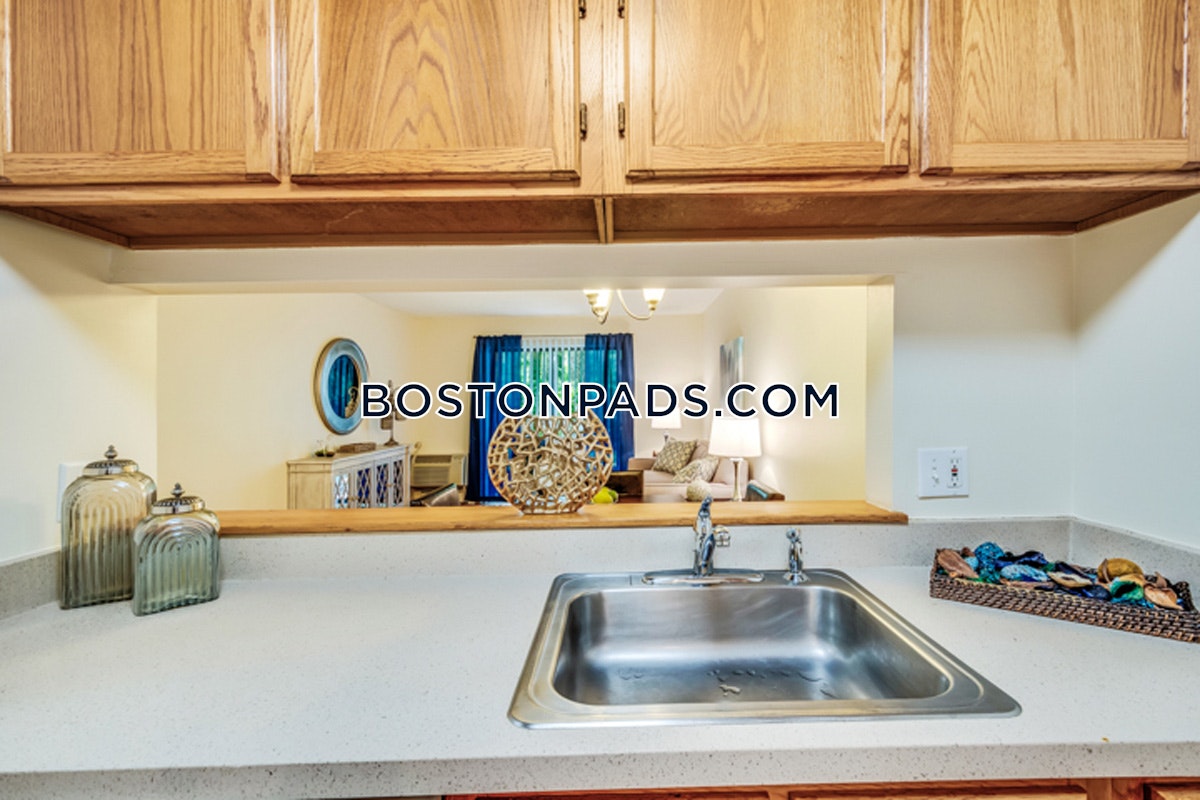 Ramblewood Apartments Photo 13