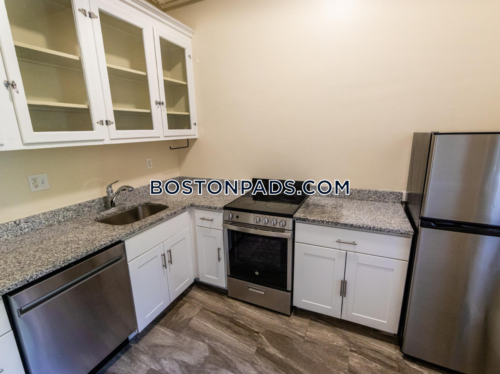 Princeton on Beacon St. Photo 17