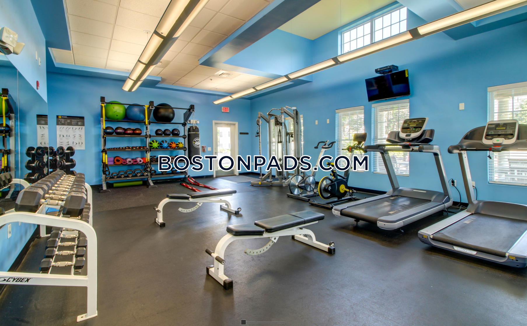 Wellington Place Photo 8