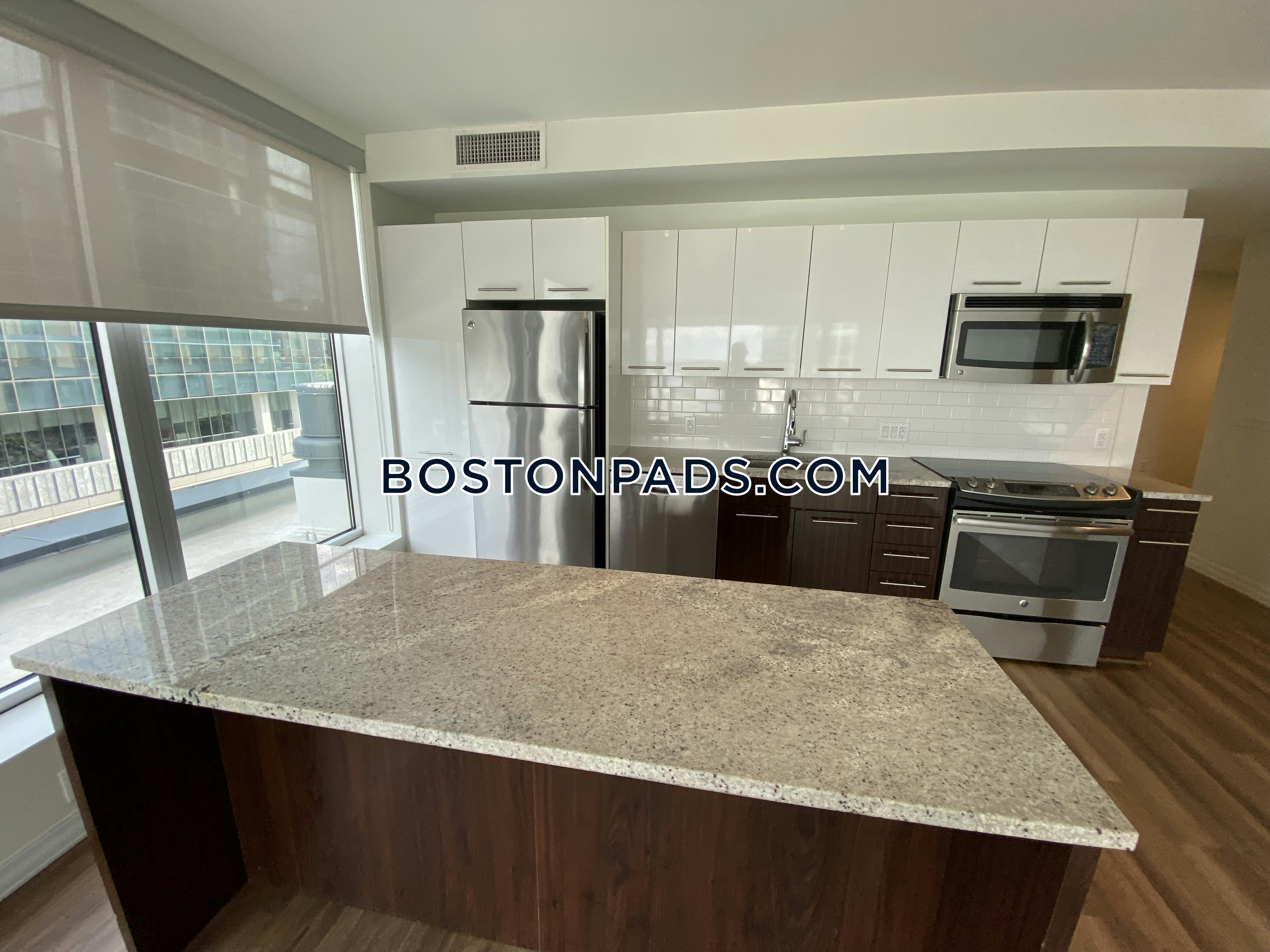 Watermark Seaport Photo 44