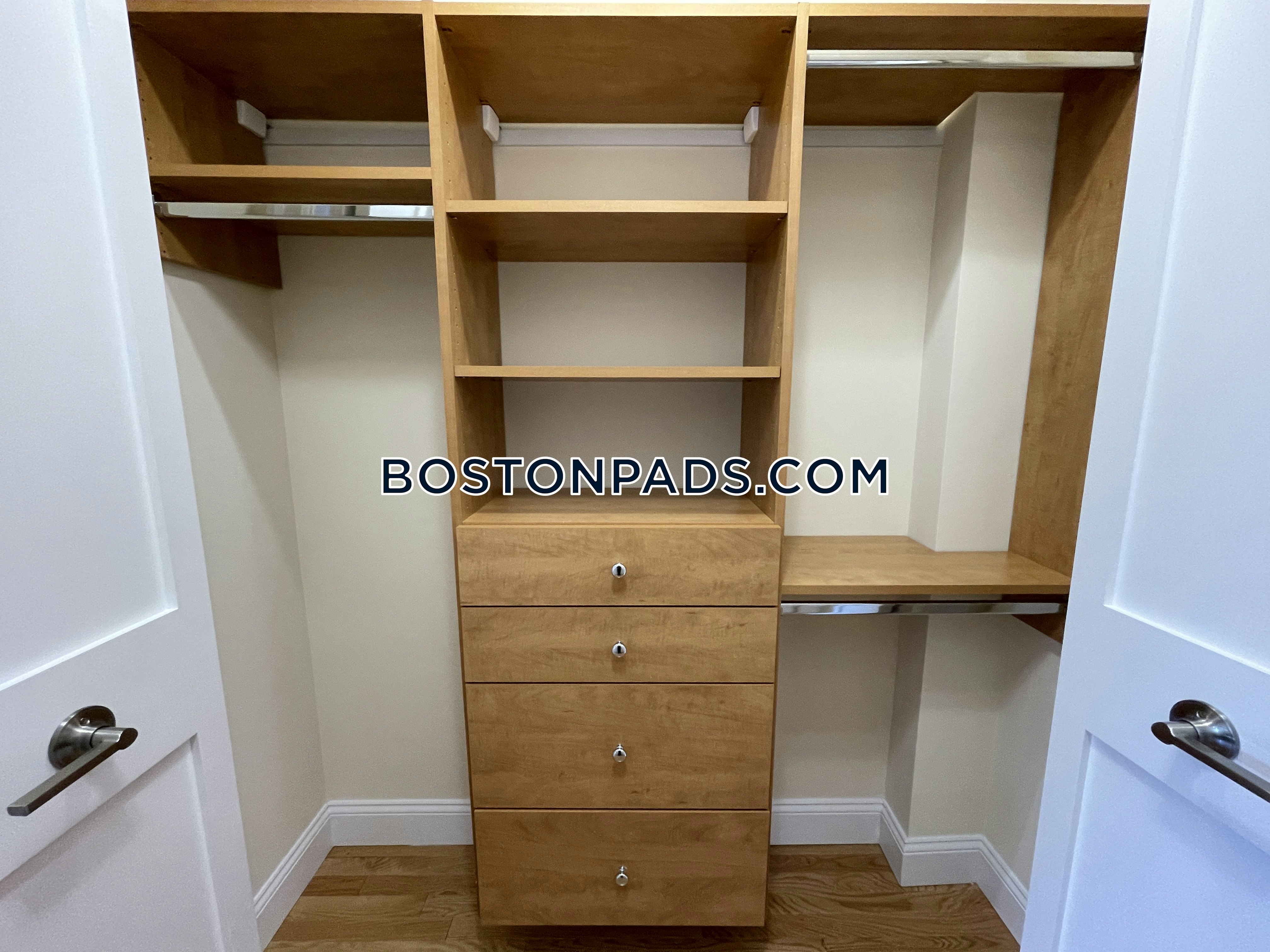 1443 Beacon Photo 66