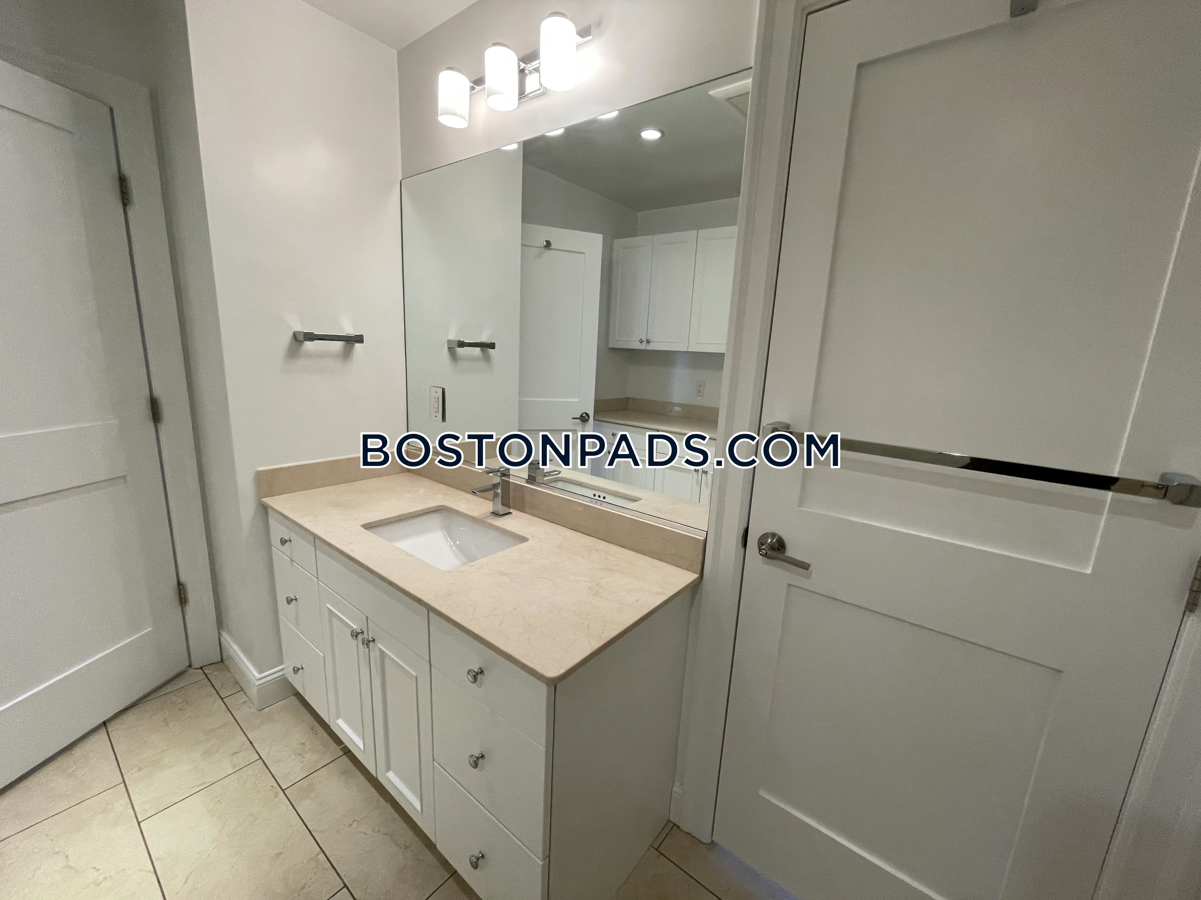 1443 Beacon Photo 145