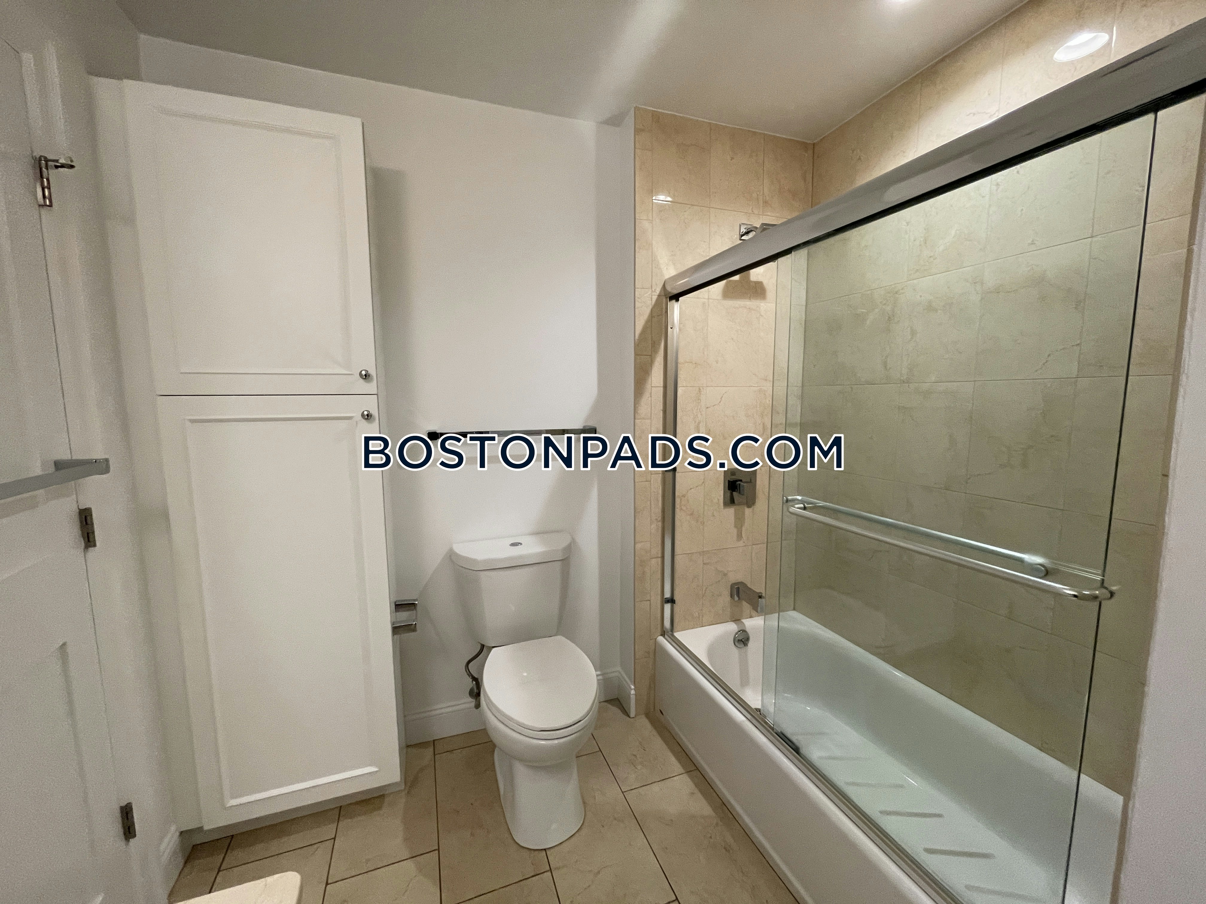 1443 Beacon Photo 172