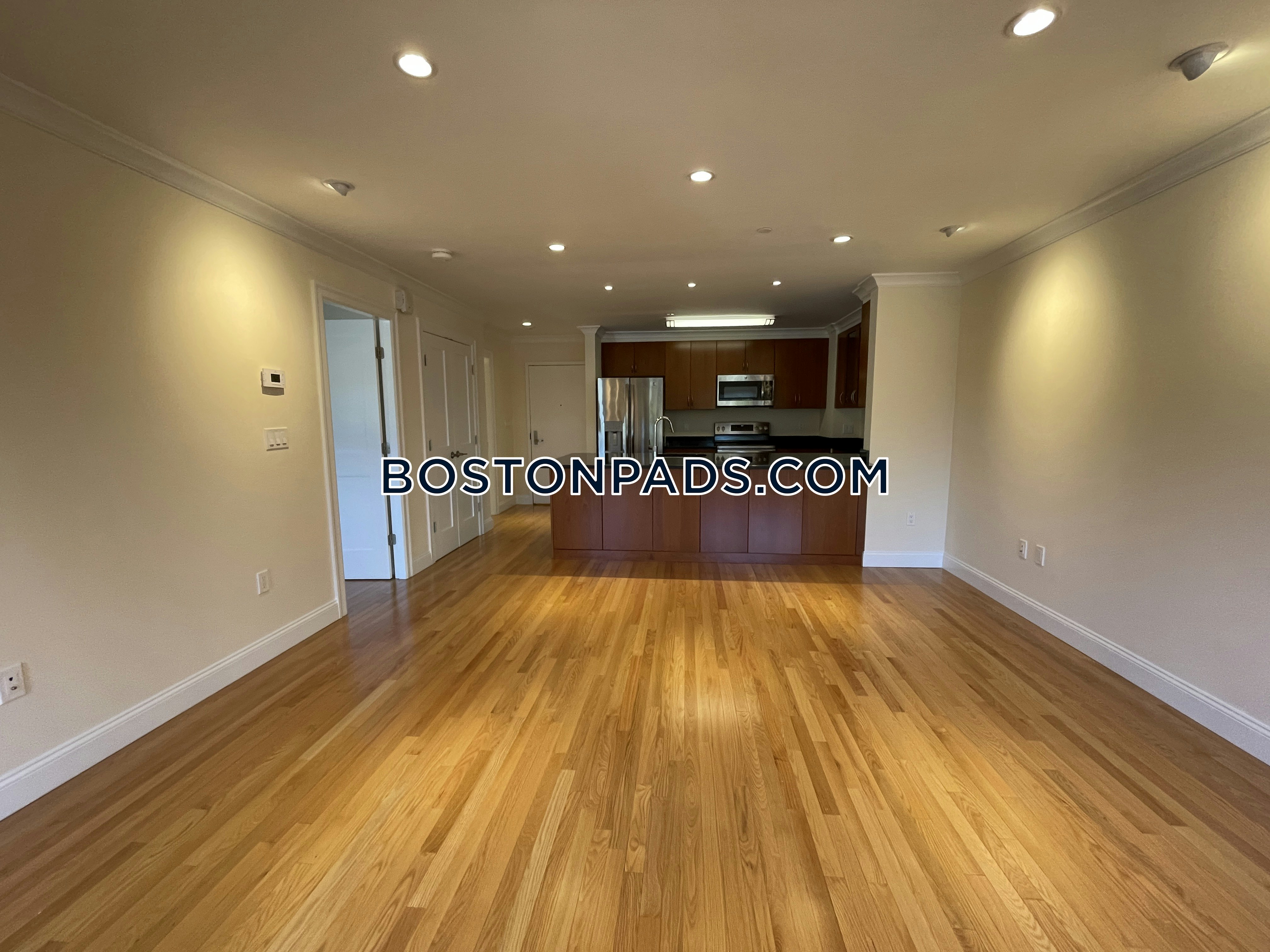 1443 Beacon Photo 136