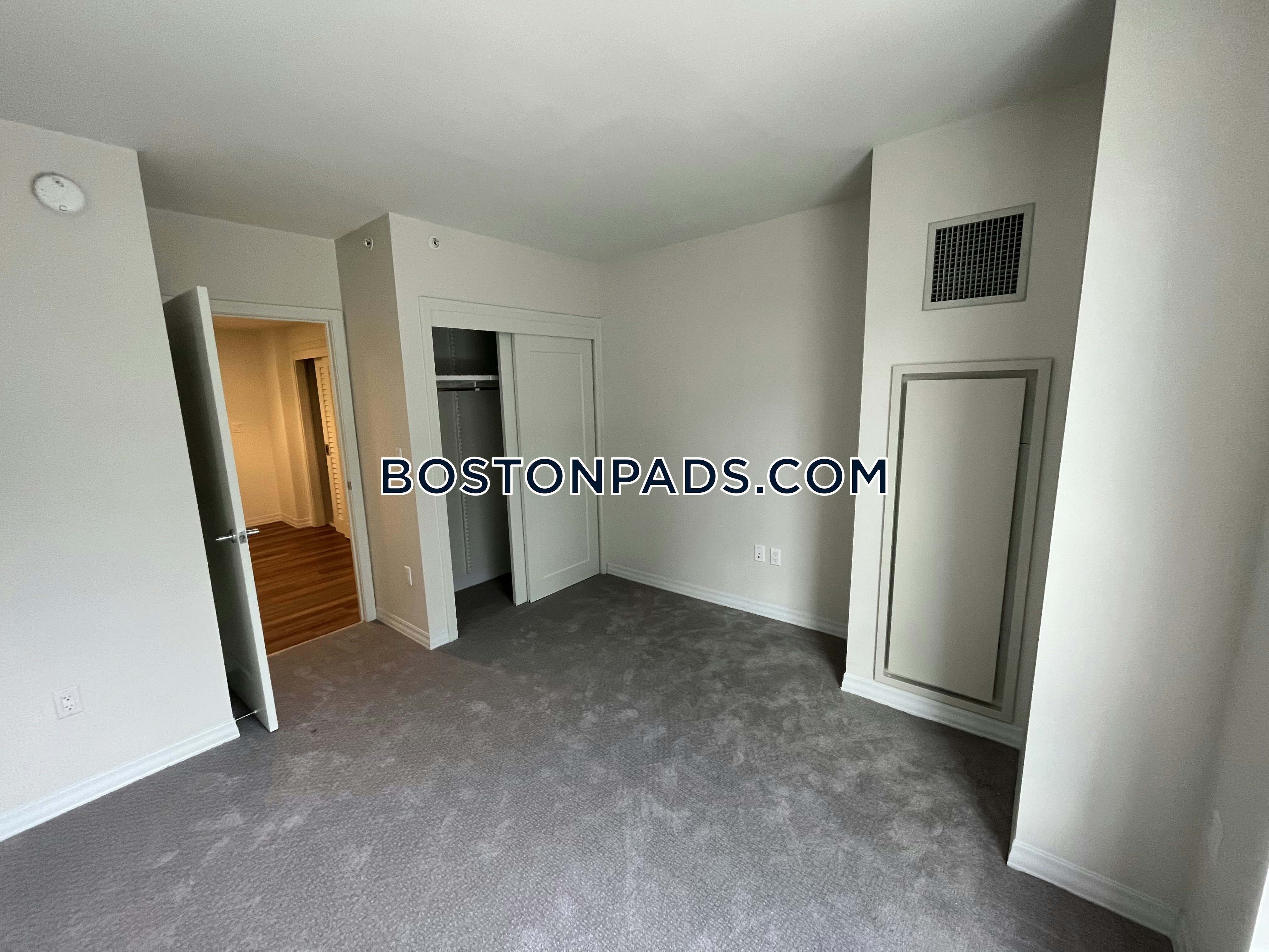 Watermark Seaport Photo 52
