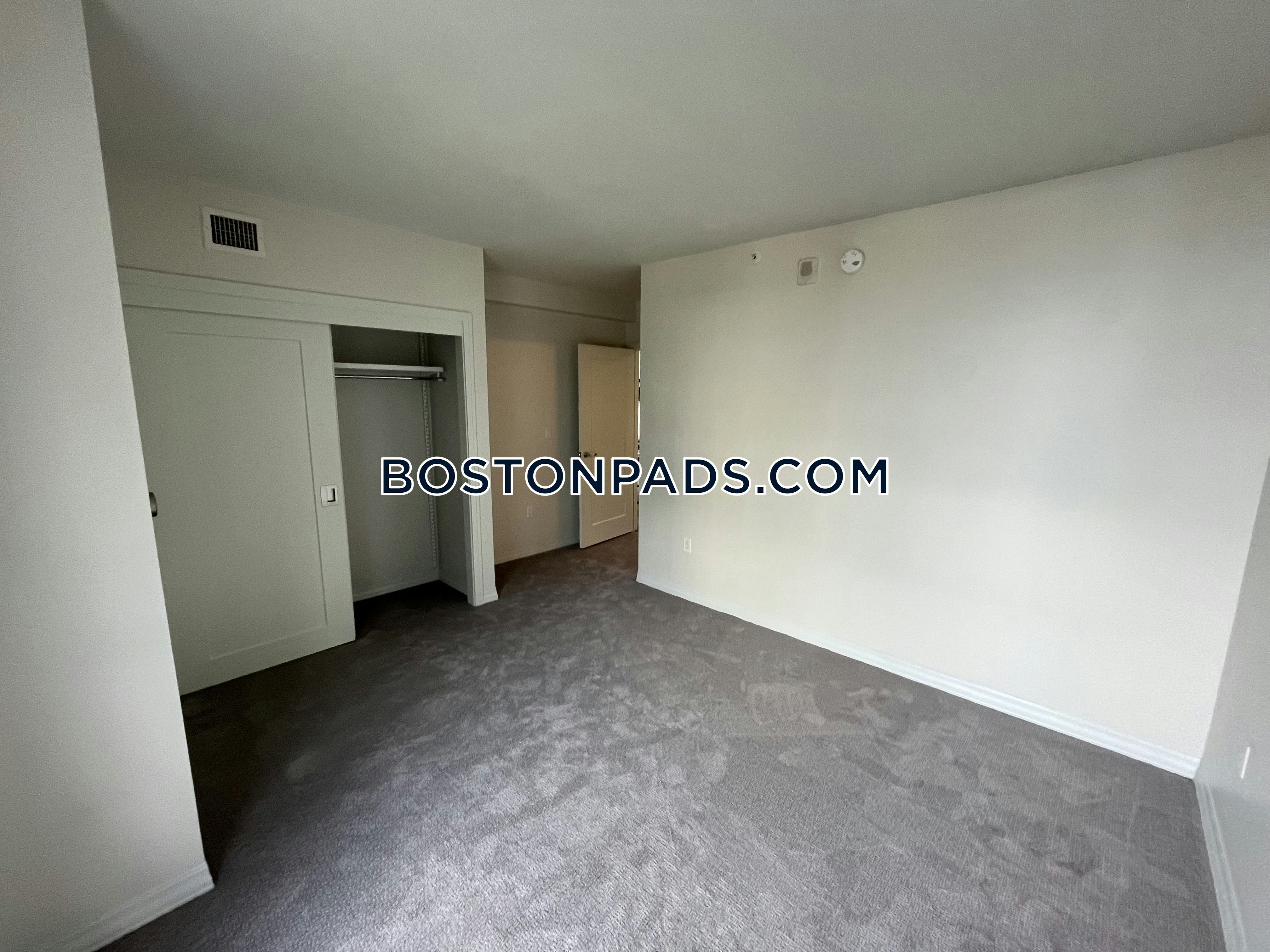 Watermark Seaport Photo 65