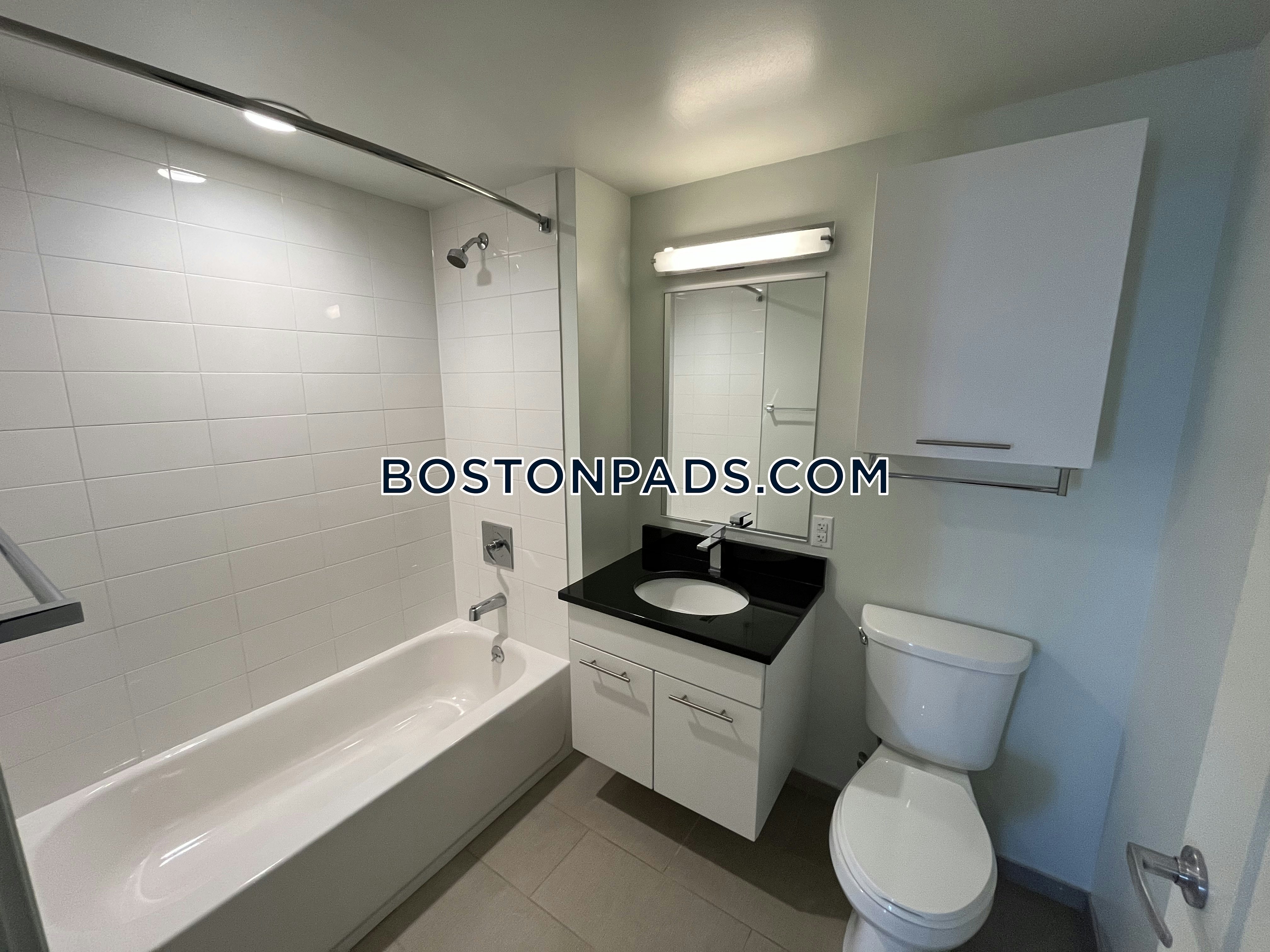 Watermark Seaport Photo 35
